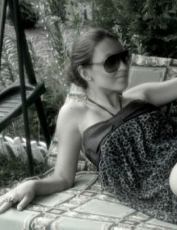  , , +7 (995) 571-3563